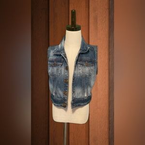 Red Camel Girls Jean Jacket Sleeveless Size Large Girls Lace Vest Blue White